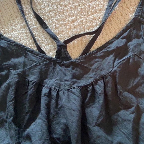 Black crop top - Picture 2 of 3